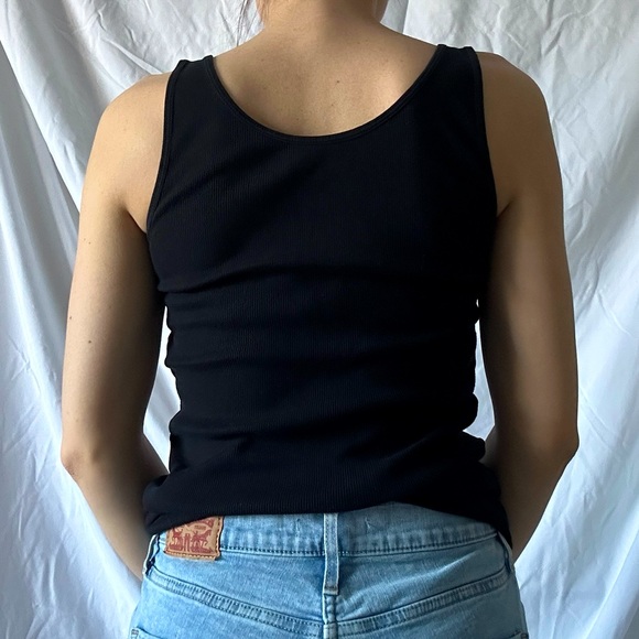 Slim Fit Tank Top - Picture 2 of 4